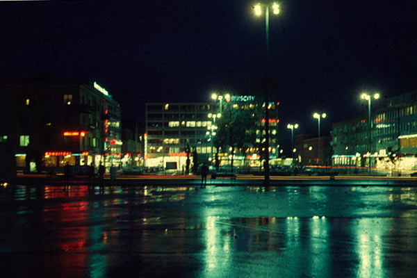 skelleftea-busstationen-och-torget-1964